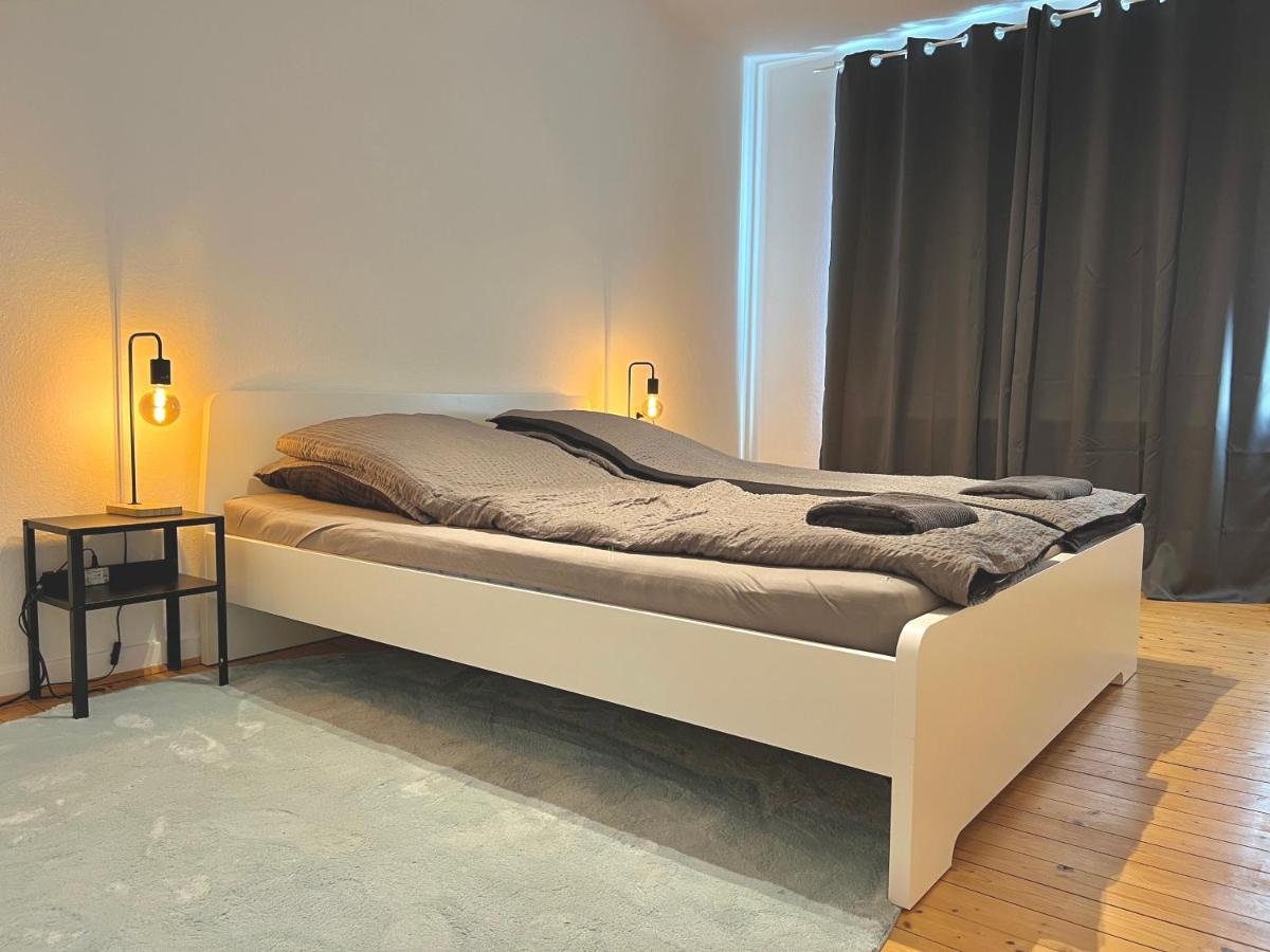 Doppelbett Unterkunft Vahrenwald-List Hannover Exterior photo