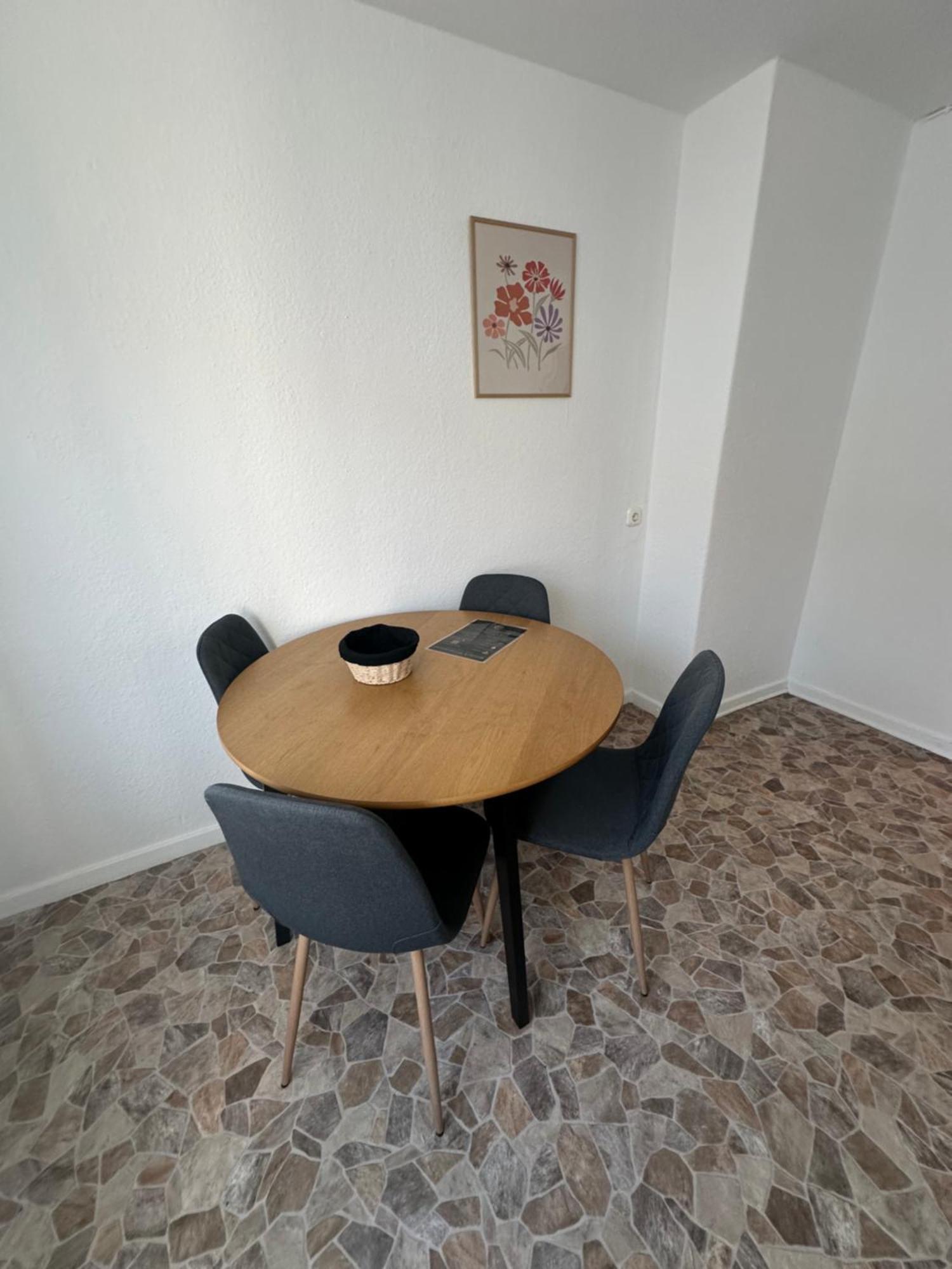Doppelbett Unterkunft Vahrenwald-List Hannover Exterior photo